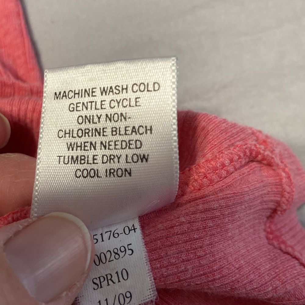 Banana Republic Ribbed Tank - Picture 8 of 8
